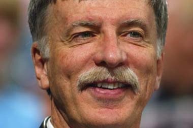 Lợi nhuận tăng mạnh, Arsenal sẵn sàng đi “chợ” Đông - 2